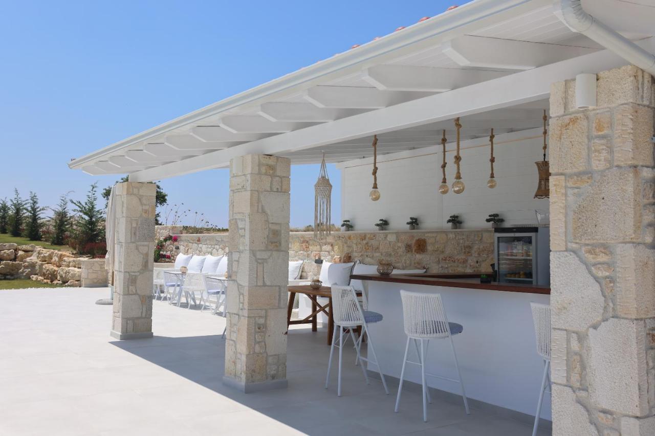 Anna Mare Luxury Apartments อาฟิโตส ภายนอก รูปภาพ