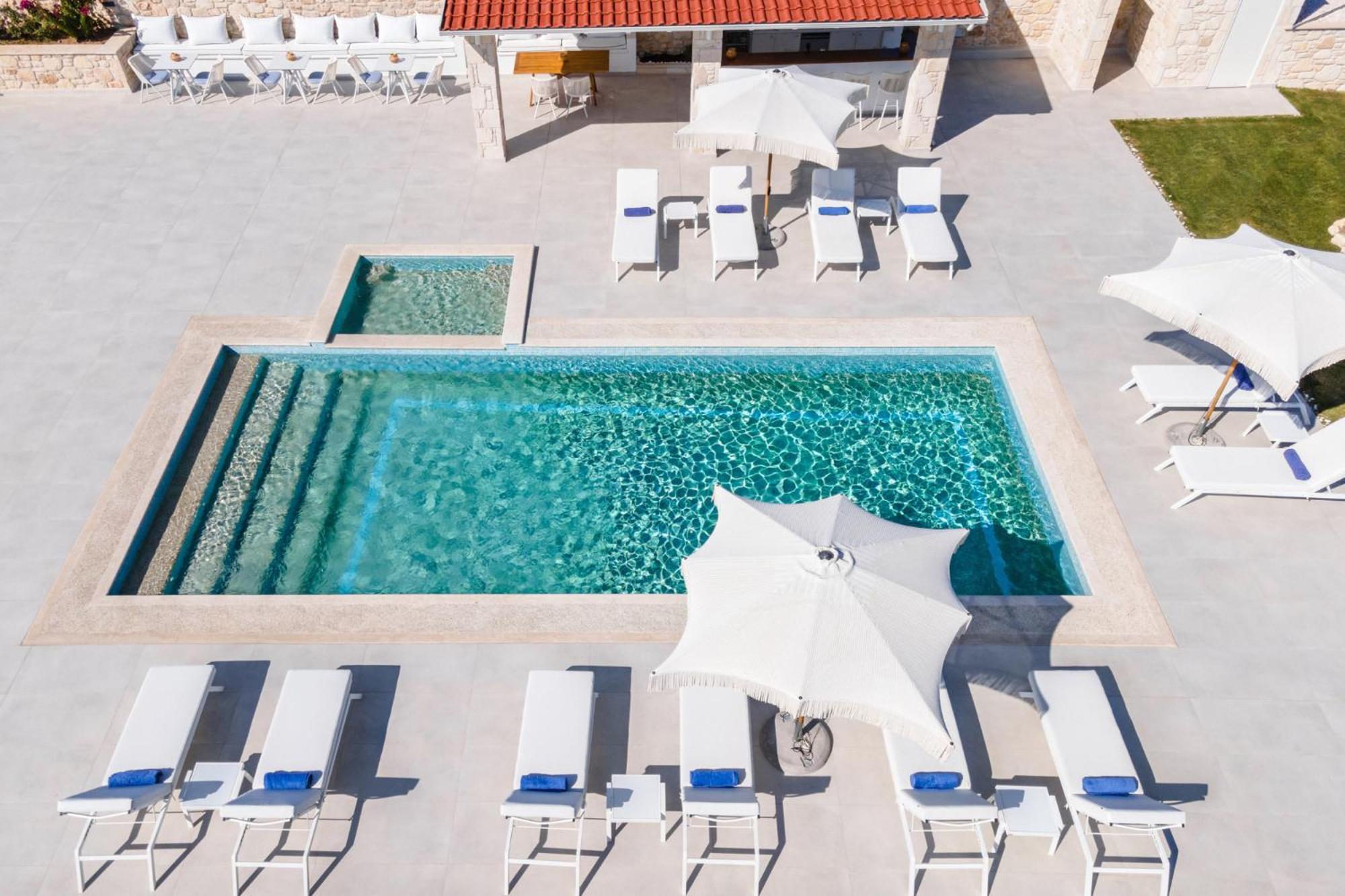 Anna Mare Luxury Apartments อาฟิโตส ภายนอก รูปภาพ