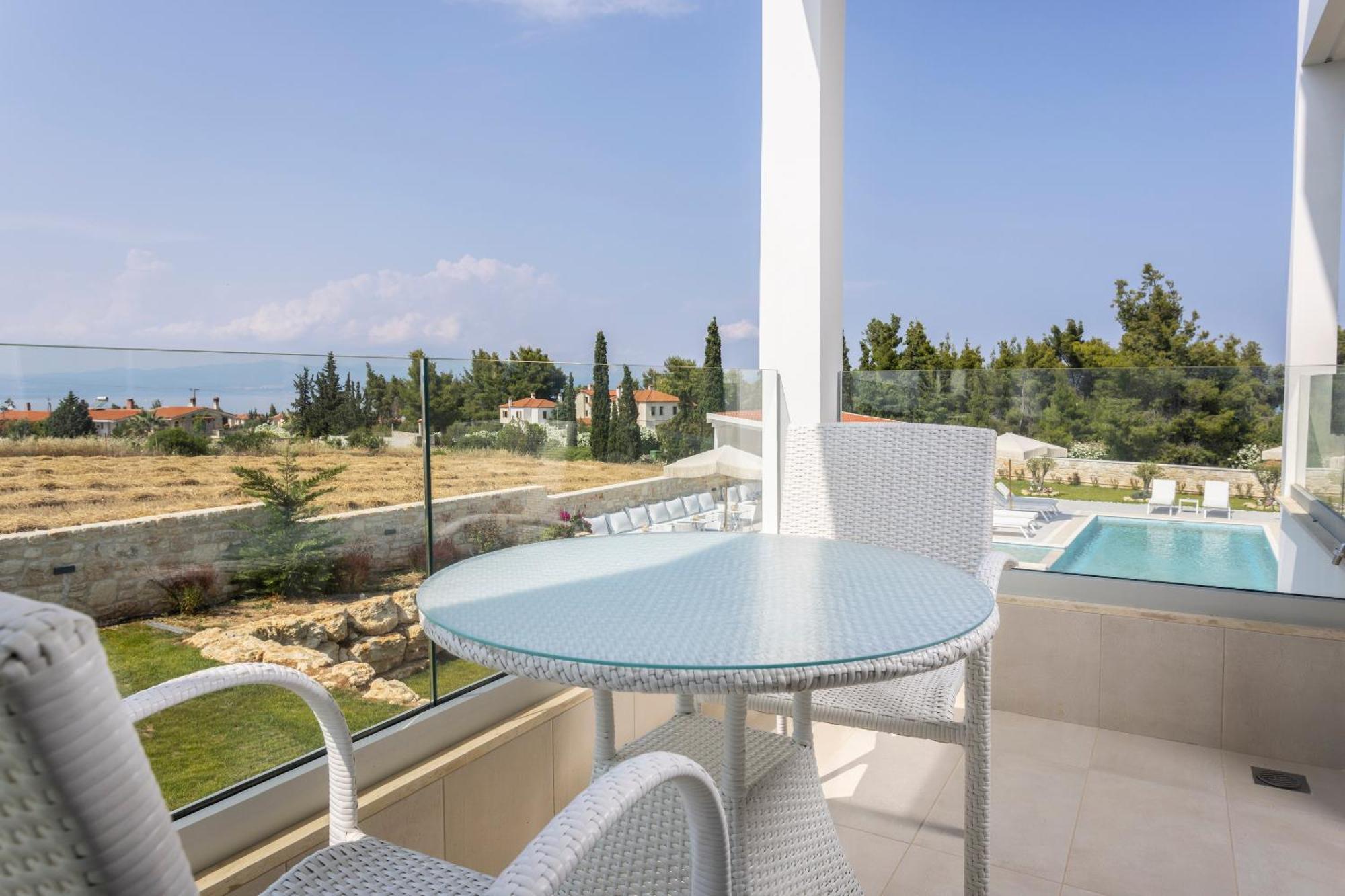 Anna Mare Luxury Apartments อาฟิโตส ภายนอก รูปภาพ